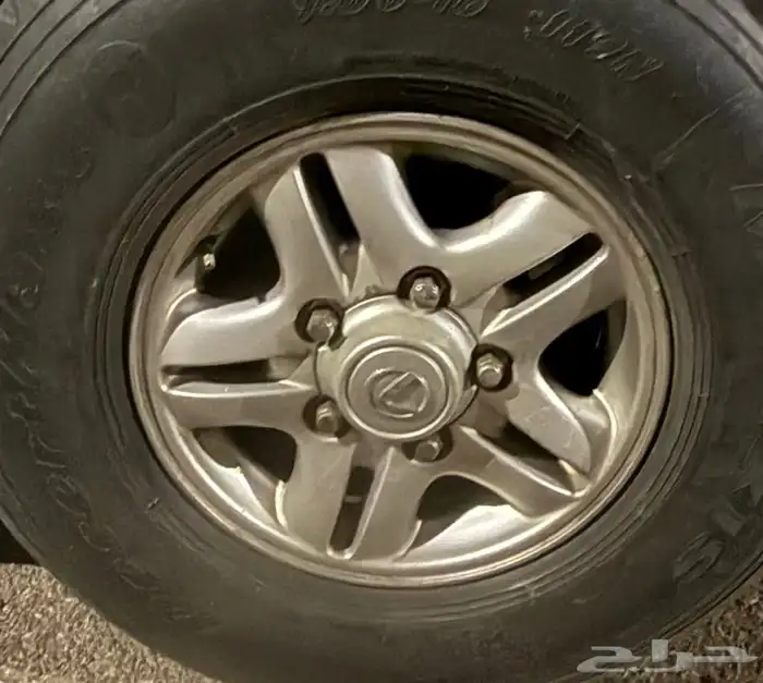 للبيع جنوط لكزز 2002 0