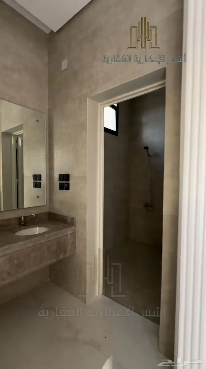 للبيع دبلكس حي الياسمين 870 الف تشطيبات فاخره 3