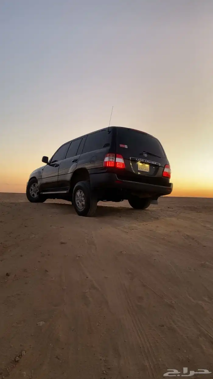 لاندكروزر 2000 1