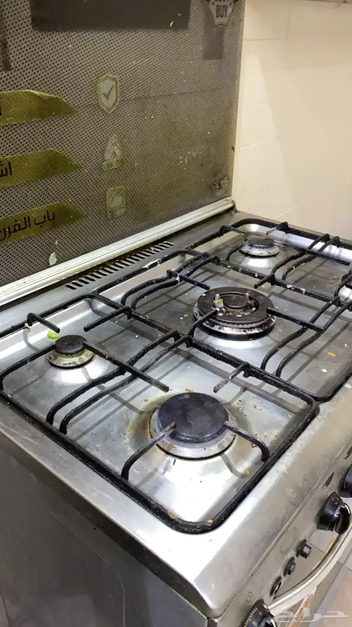 للبيع فرن 5 عيون سبب البيع عدم الحاجة له 1