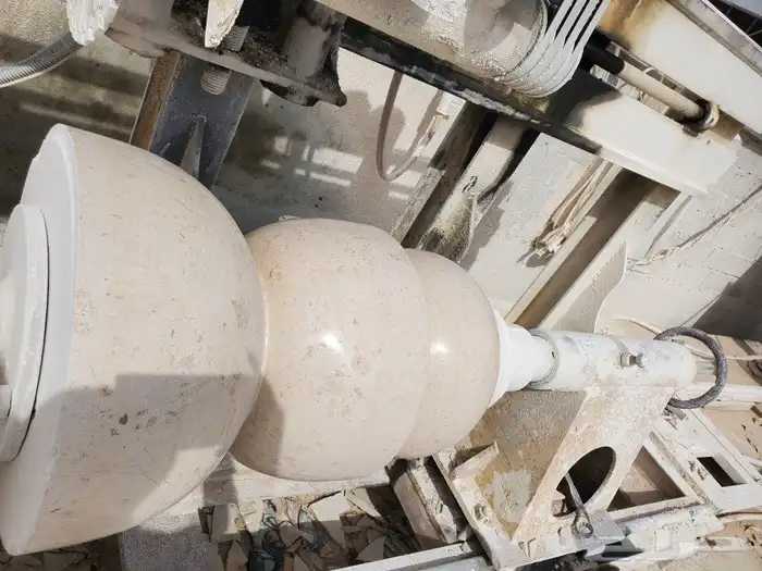 نحت حجر طبيعي مغسل وطاولات 0