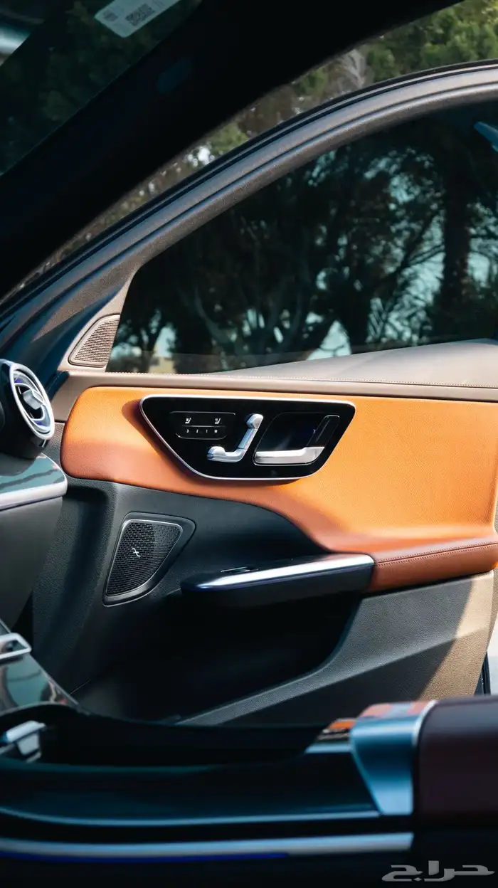 مرسيدس C300 ( شبه اصفار ) 17