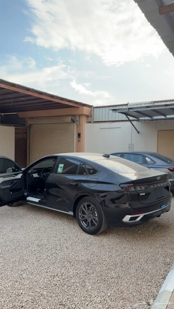 تورس 2025 اسود 1