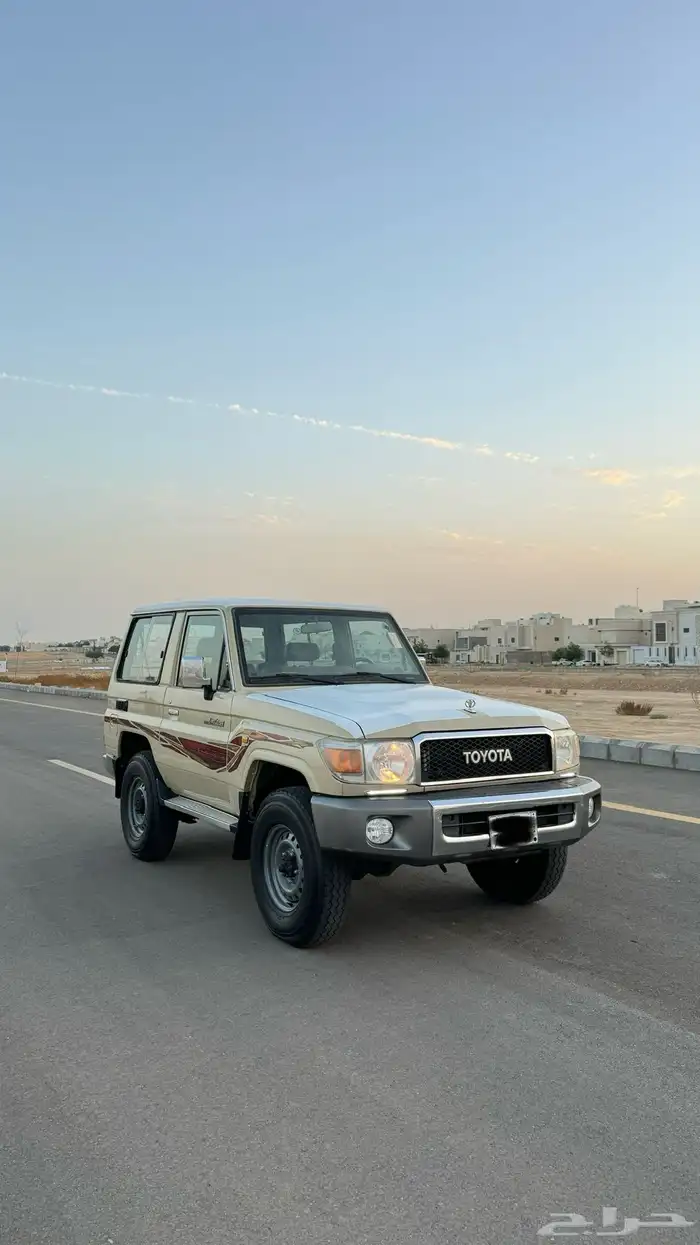 جيب ربع 2019 ( بيج ) 7