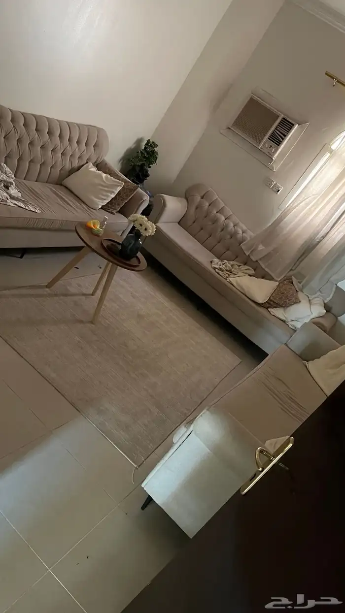 اثاث مع ثلاجه شبه جديد 0