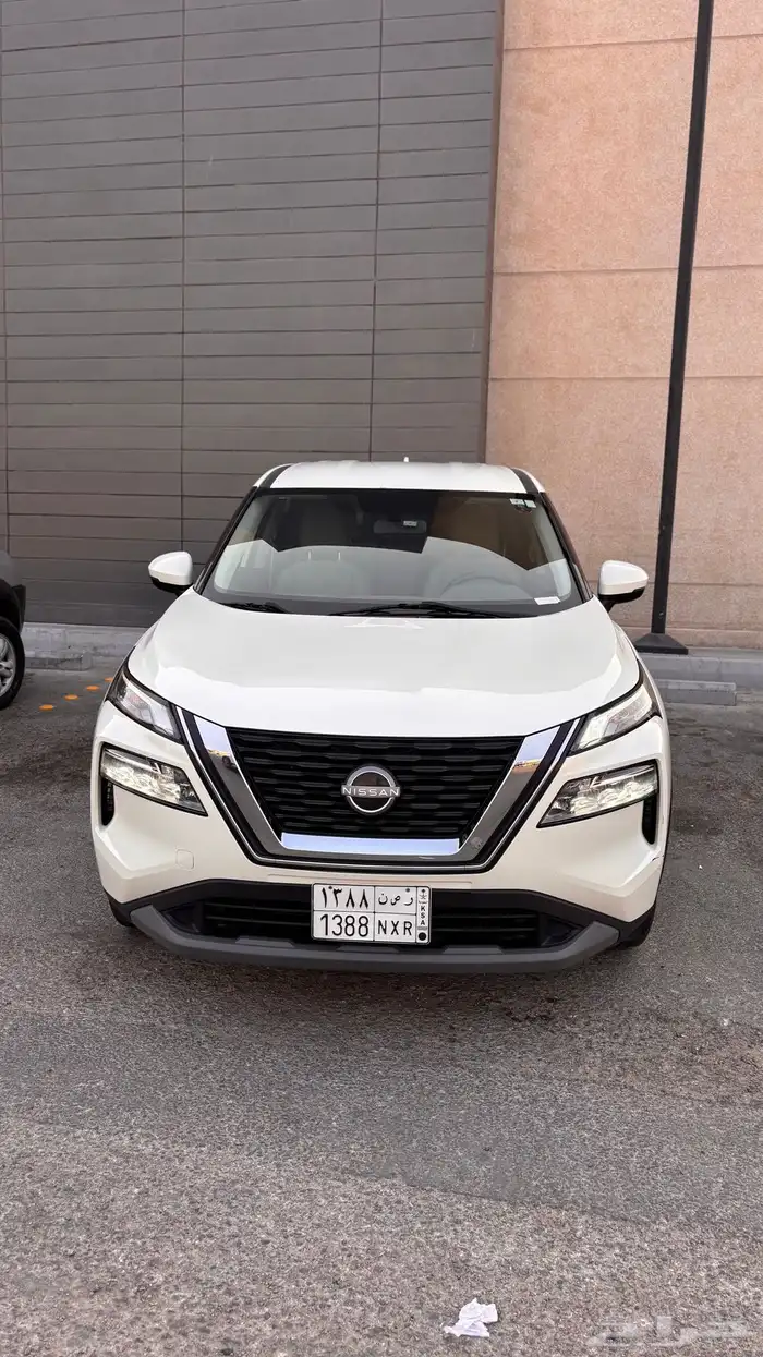 نيسان اكس تريل 1