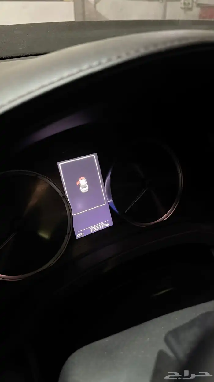 لكزس is 300 2022 مصدوم 10