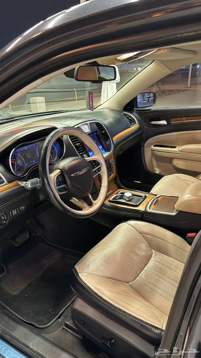 كرايسلر 2018 V8 15