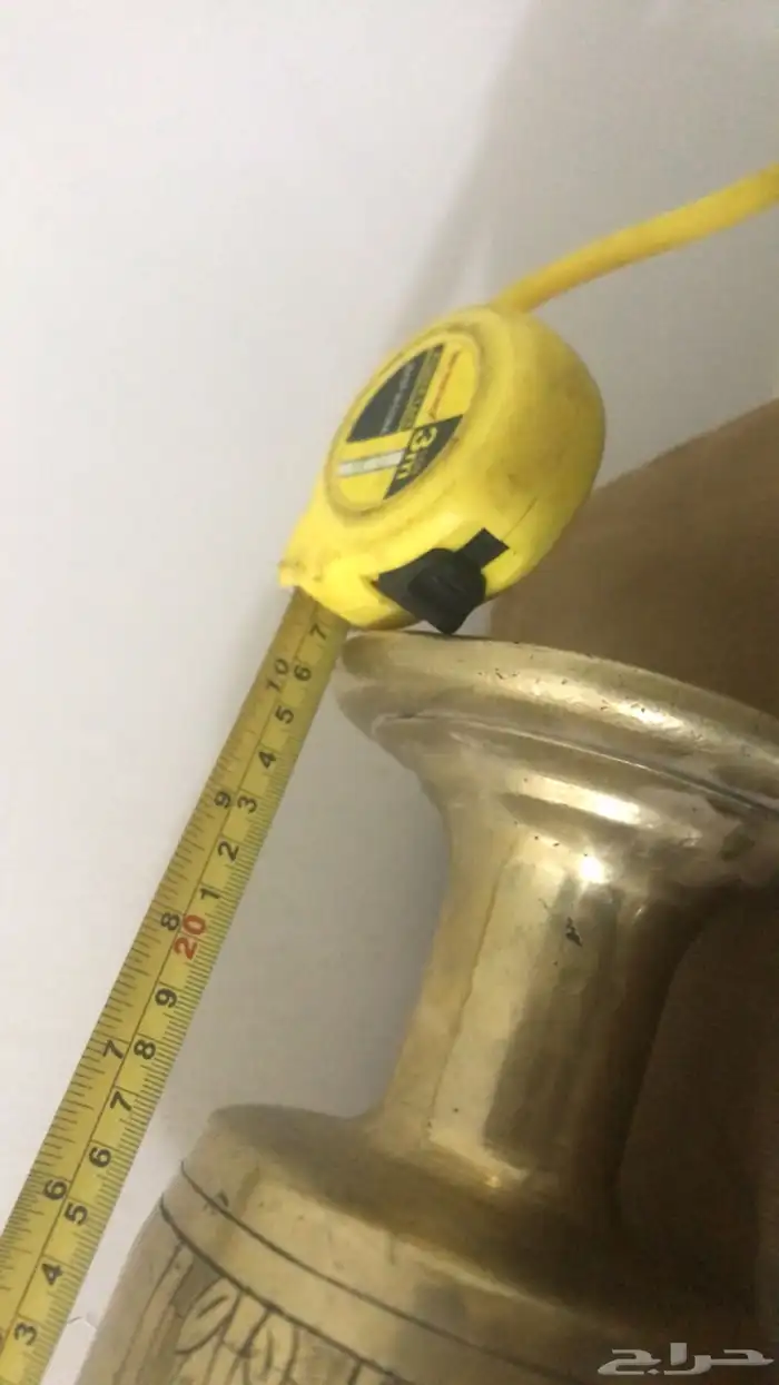 نجر قديم ثقيل مره بدون يد نجر فقط فيه صدع موضح بصوره 2