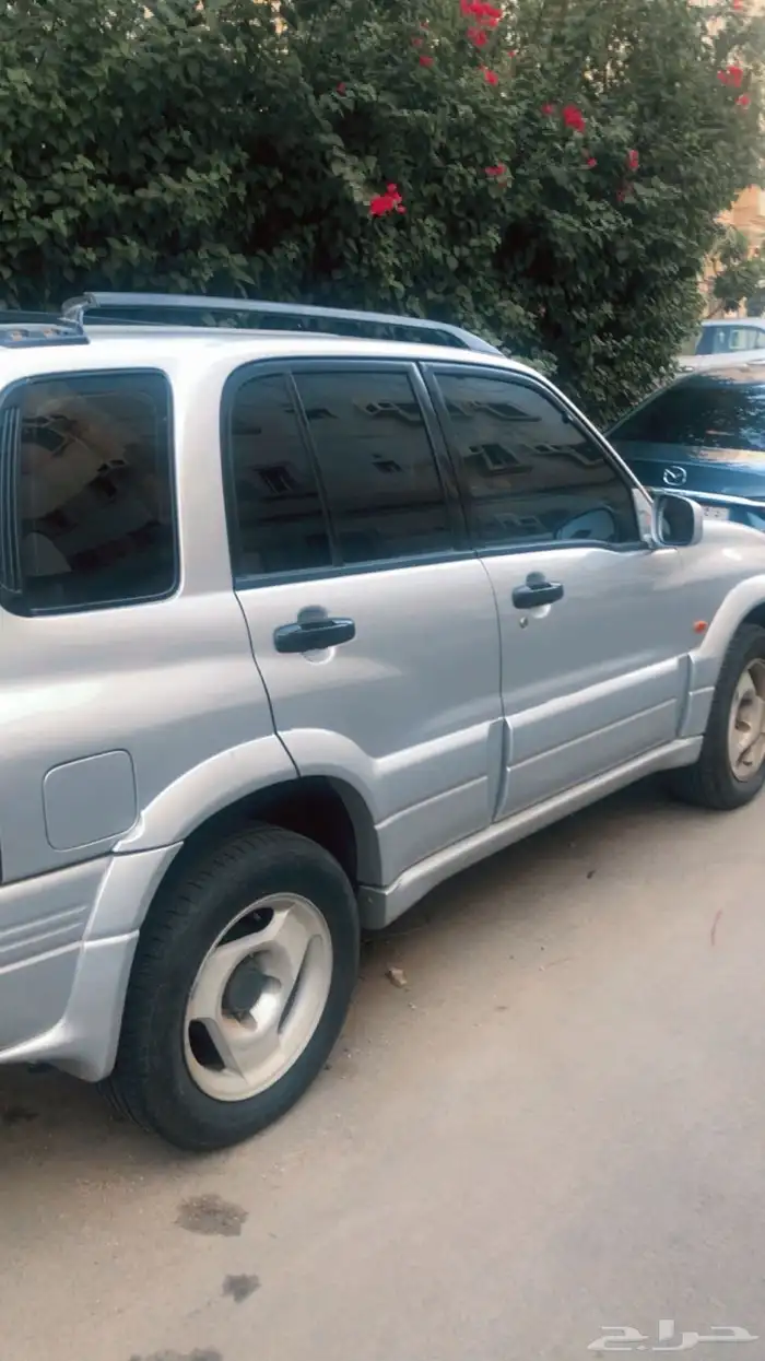 جيب سزوكي فيتار 2001 3