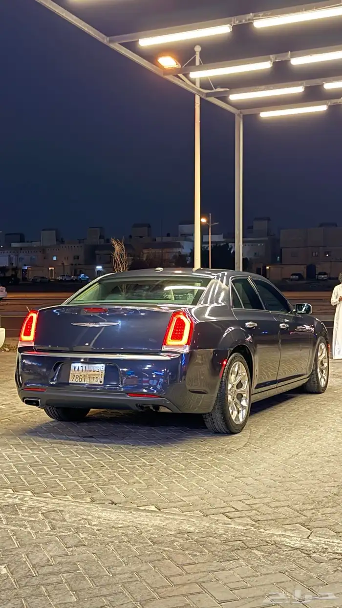 كرايسلر 2018 V8 1