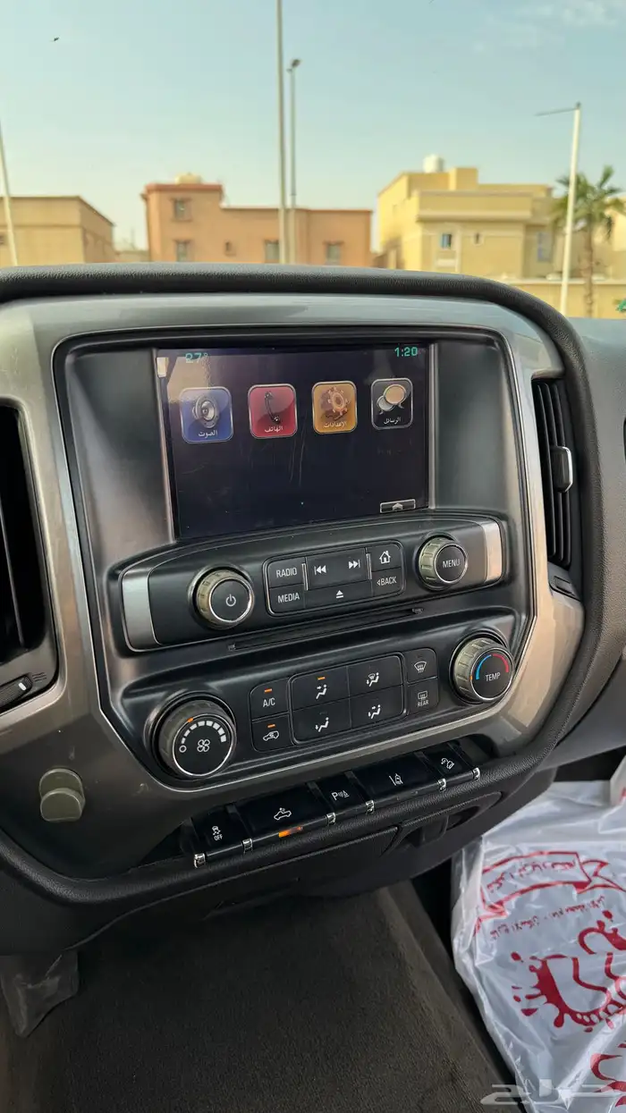 شفورلية سلفرادو 2015 دبل نظيف جدا 21