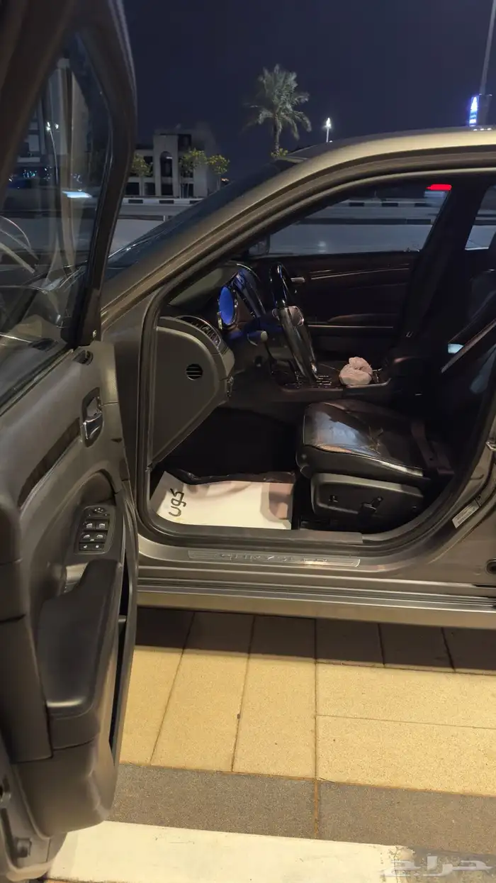 كلايزر 2012 فل كامل V8 بحاله الوكاله 16