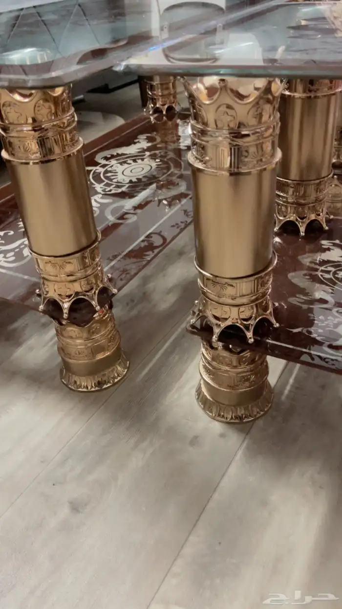 طاولات شبه جديد 3