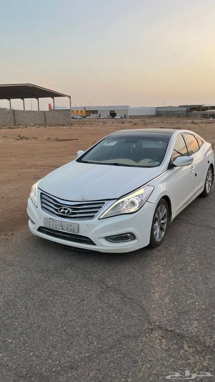 للبيع ازيرا 2013 1