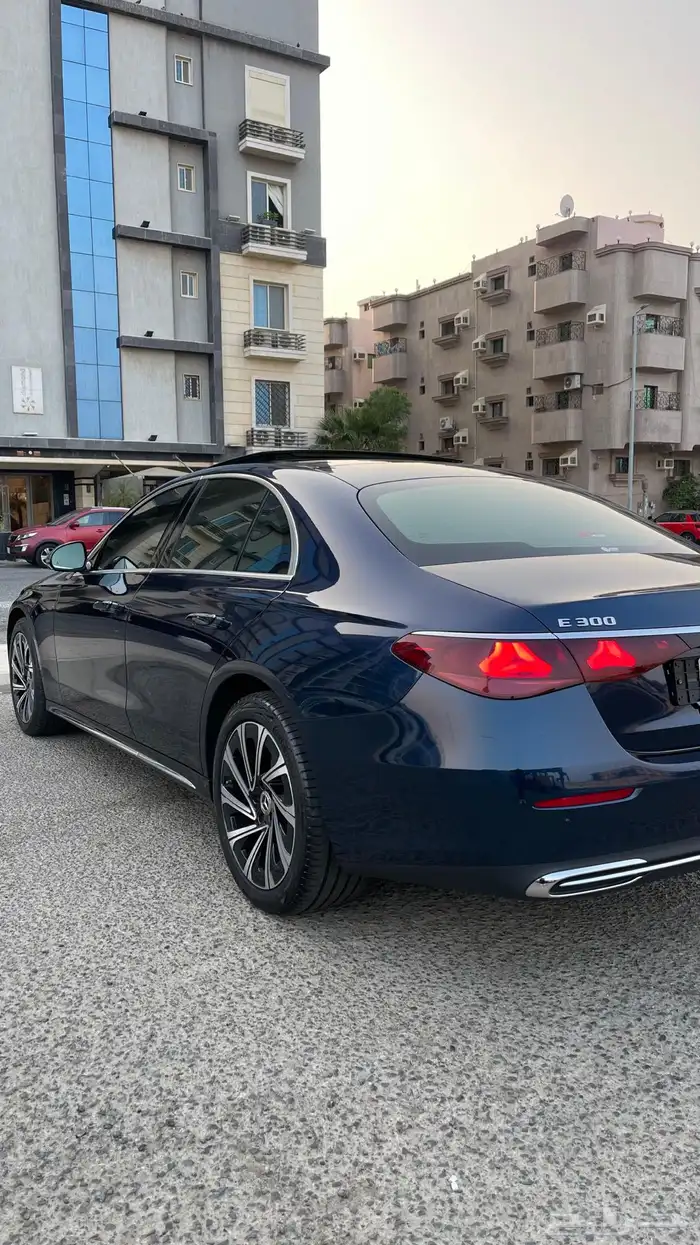 مرسيدس E300 شبه زيرو 10
