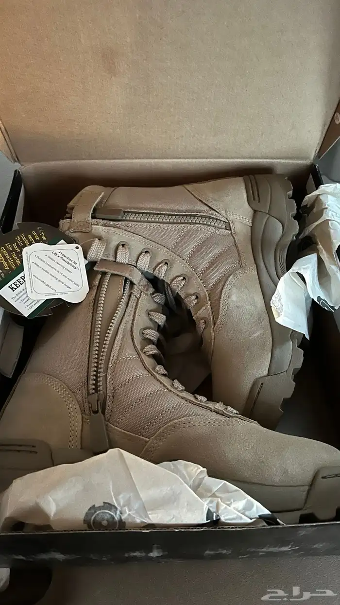 للبيع بسطار عسكري 2