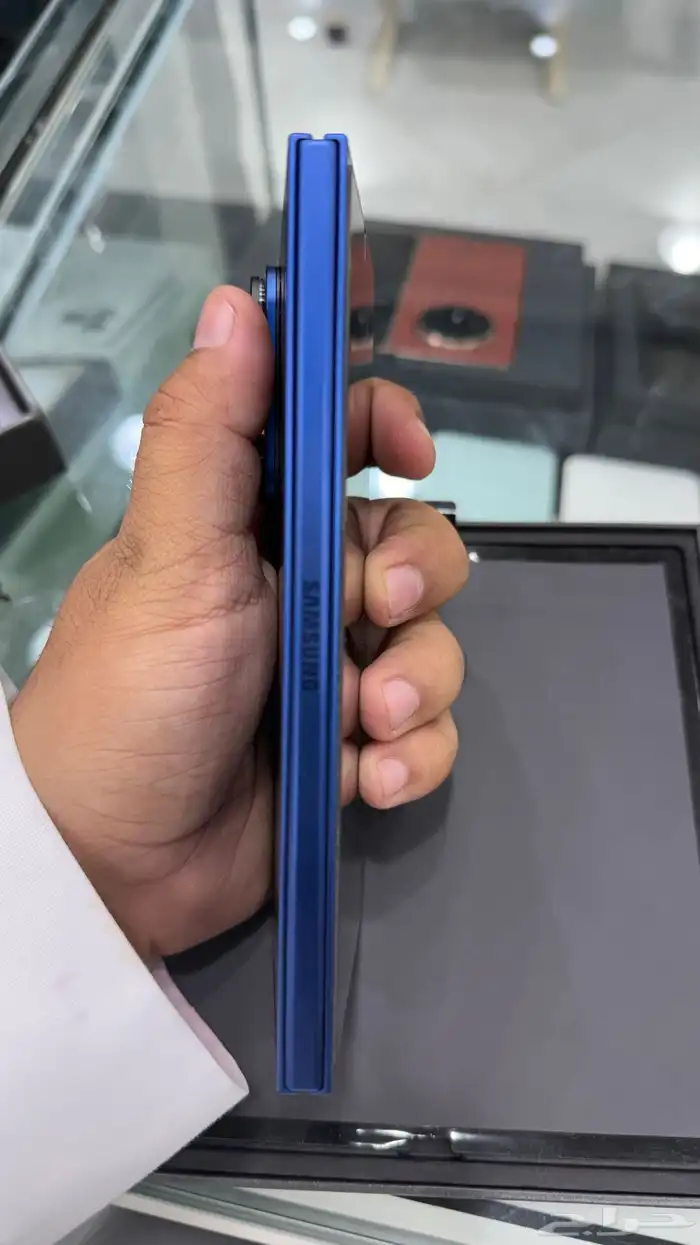 جلاكسي زد فولد 7 0