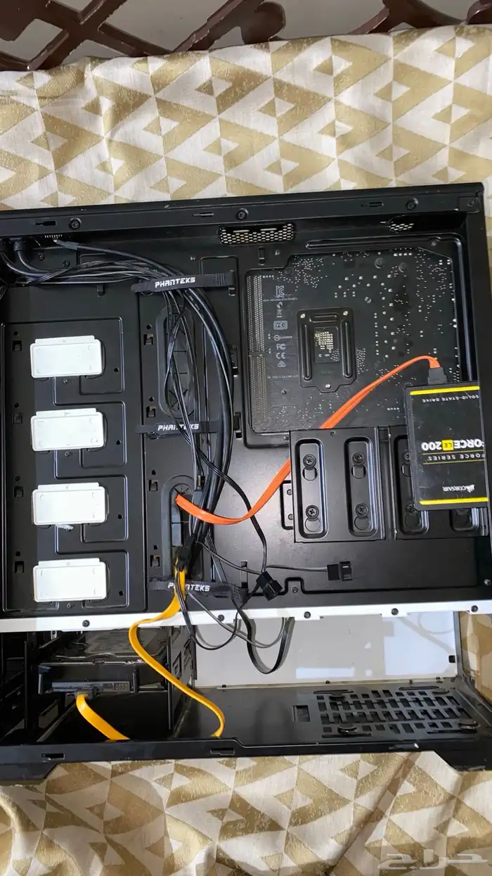 بي سي للبيع او بدل ب سوني 2