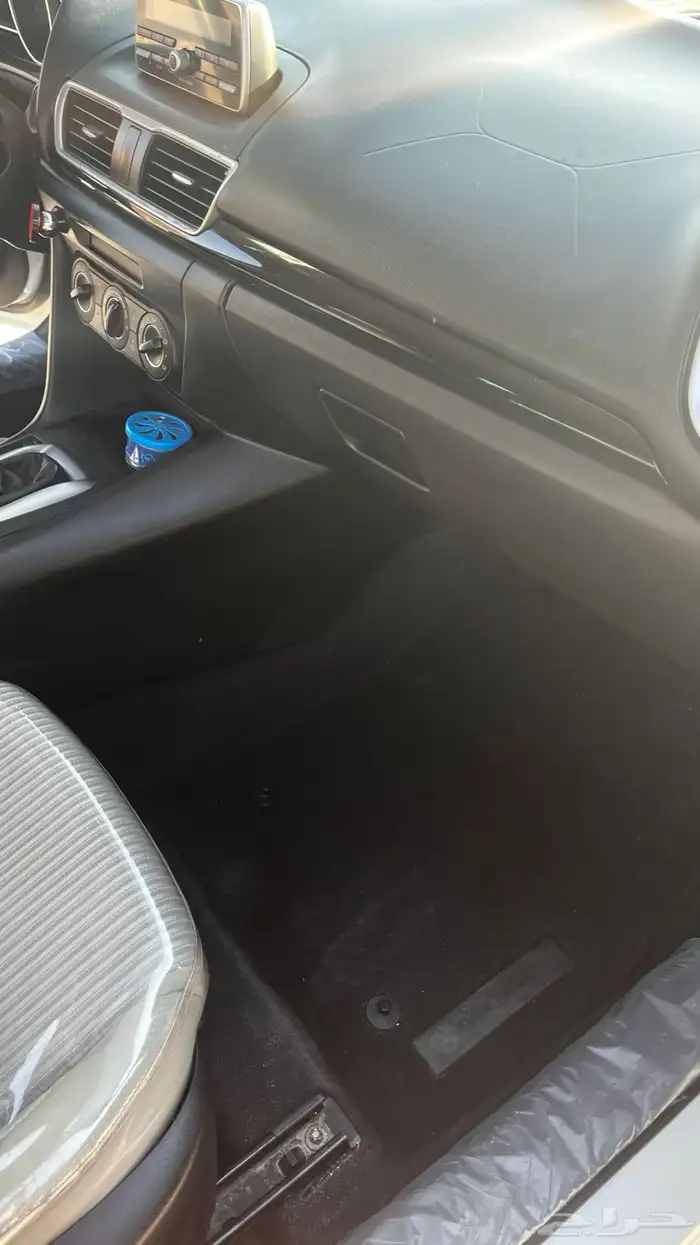 مازدا 3 نص فل 7