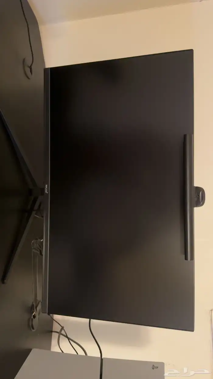 شاشه قيمنق   طاوله .كرسي قيمنق 0