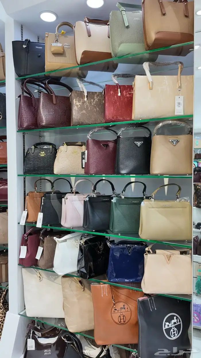 شنط ماركه توفر الزين في الرياض الان 3