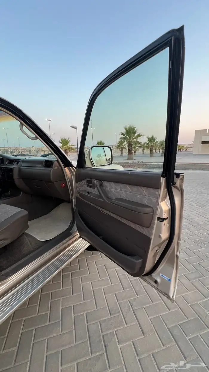 تويوتا لاندكروزر 1997 31