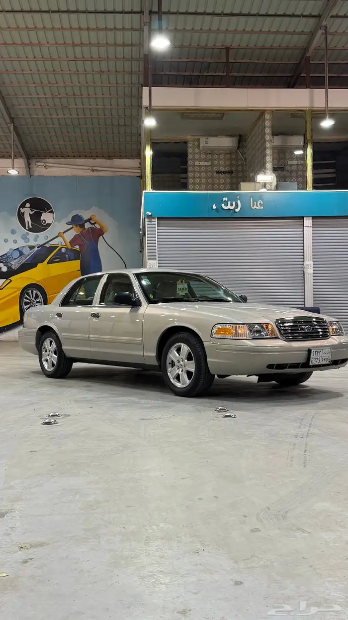 فورد  فكتوريا 2011 0