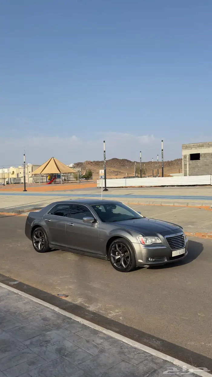 كلايزر 2012 فل كامل V8 بحاله الوكاله 3