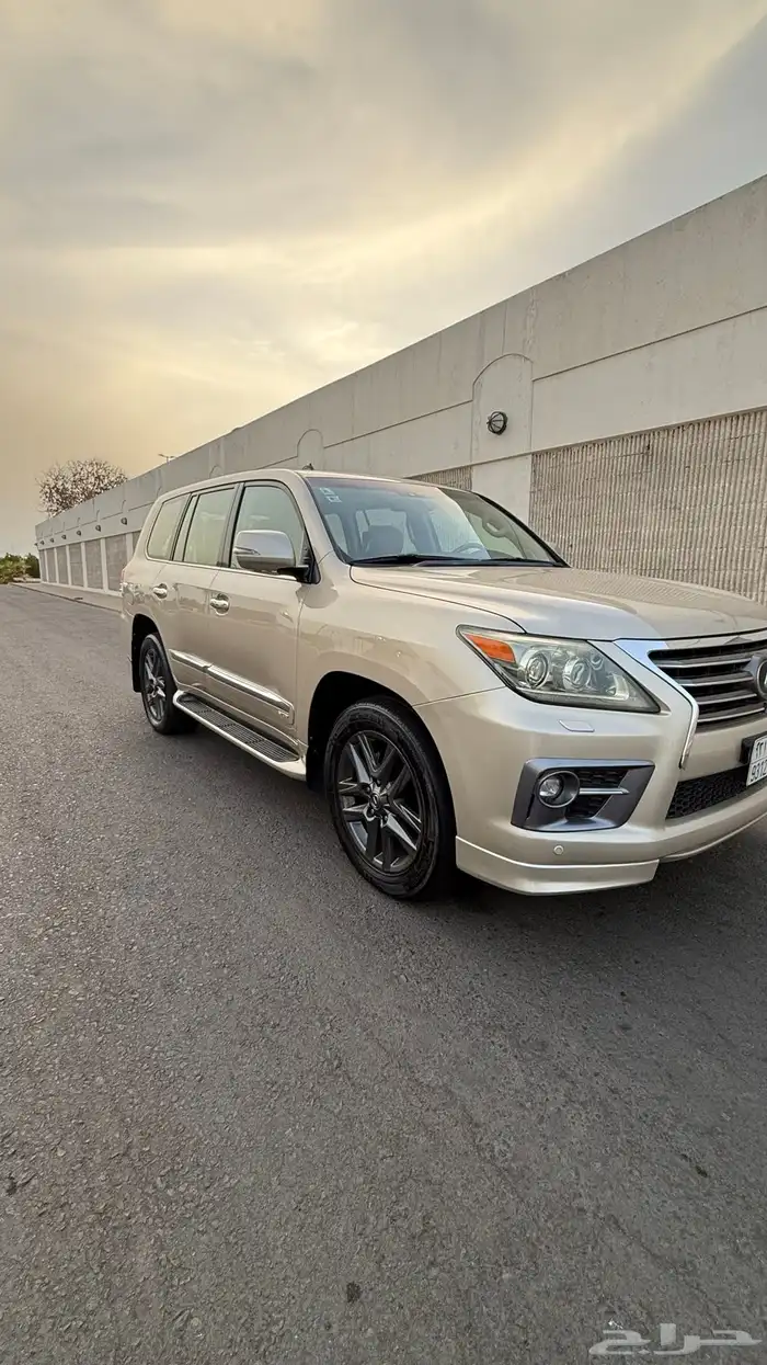 جيب لكزس سبورت 2