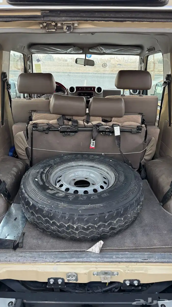 جيب ربع 2019 ( بيج ) 8