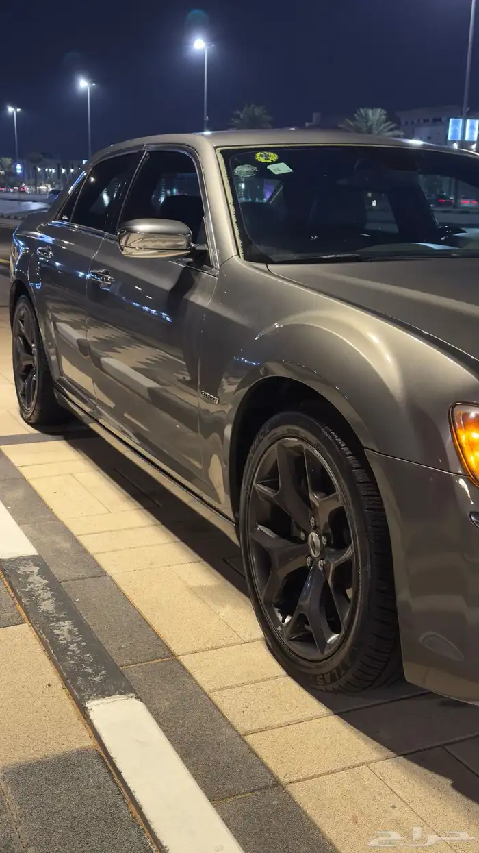 كلايزر 2012 فل كامل V8 بحاله الوكاله 14