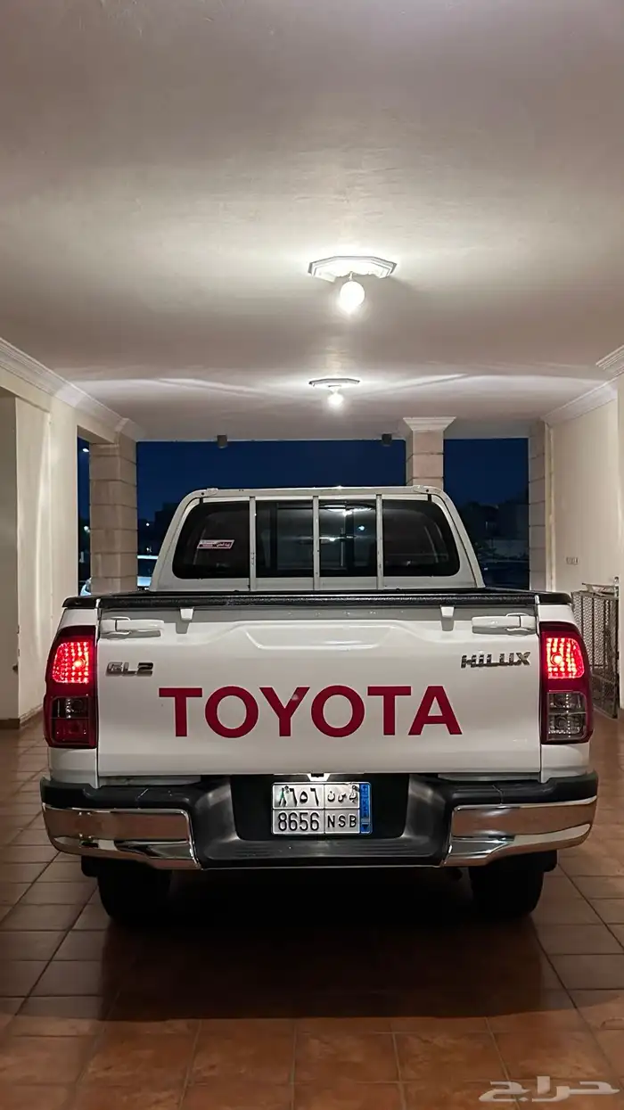 هايلوكس غمارتين دبل بنزين 2022 7