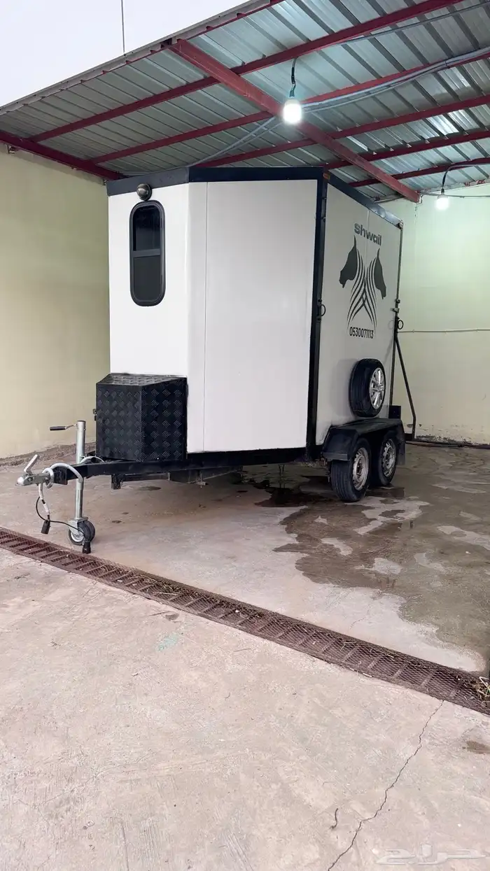 عربة نقل خيل راسين جديده متواجده بالطائف 1