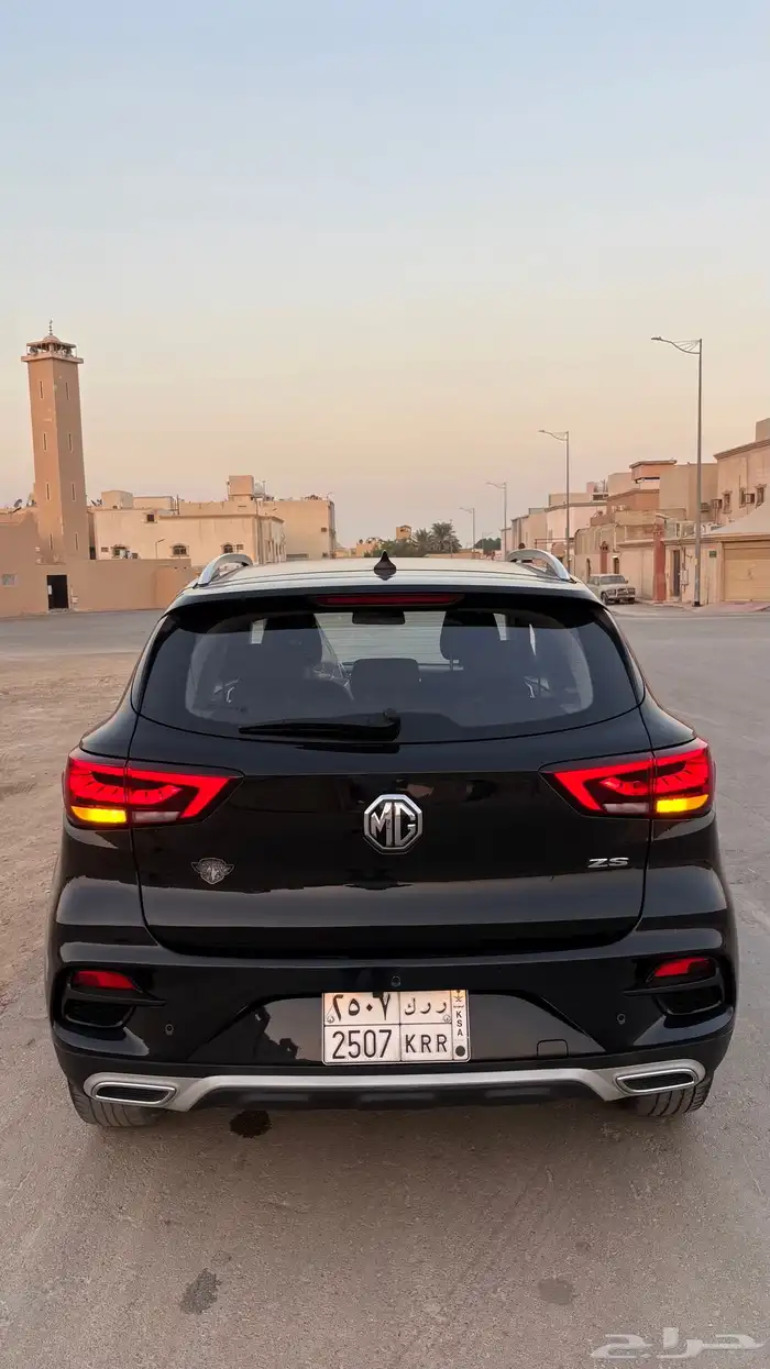 MG ZS 2023 5