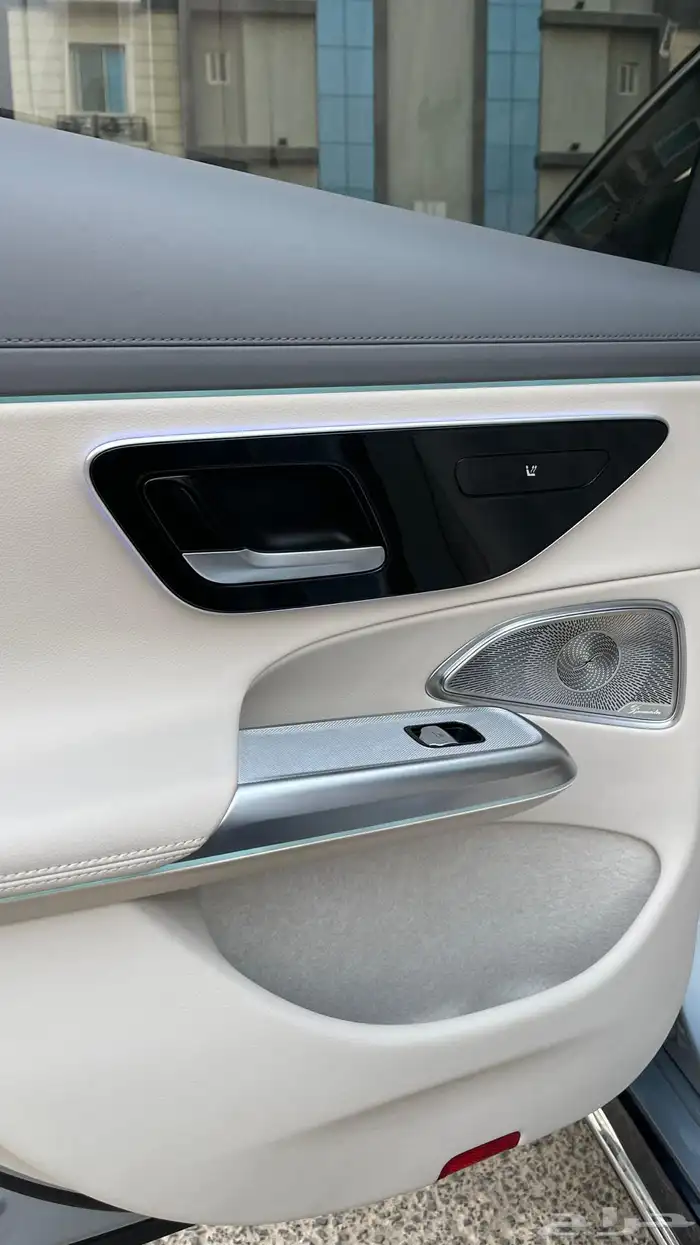 مرسيدس E300 شبه زيرو 33