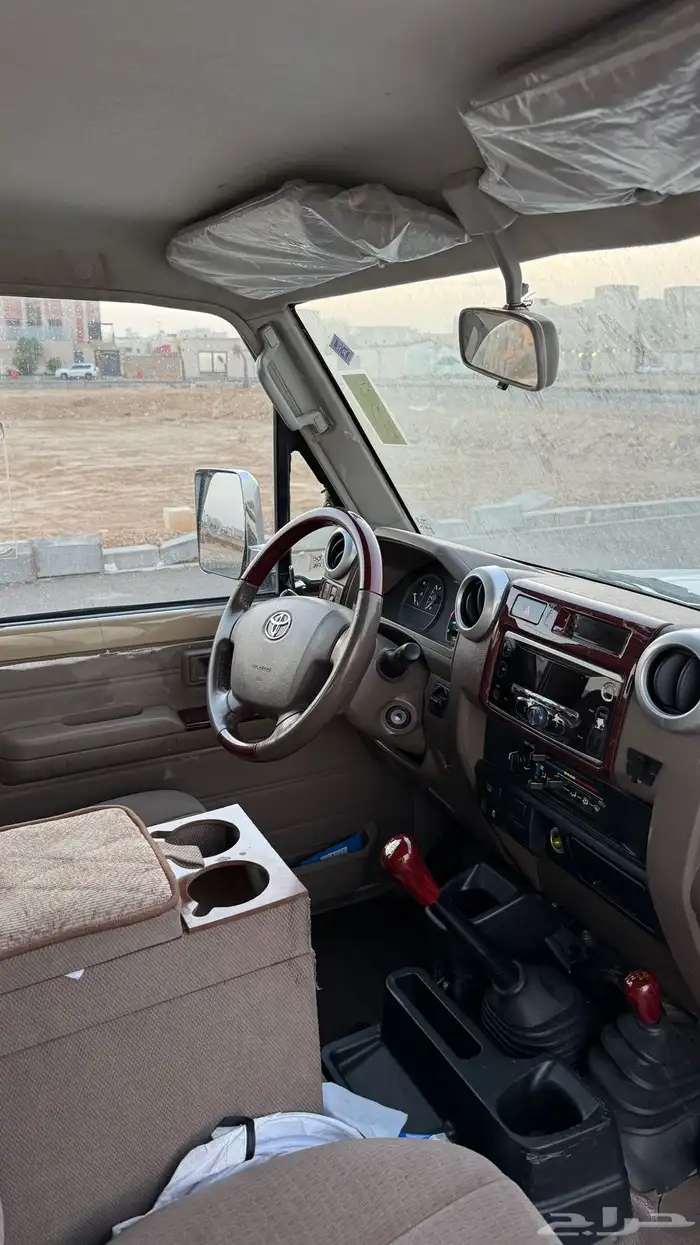 جيب ربع 2019 ( بيج ) 9