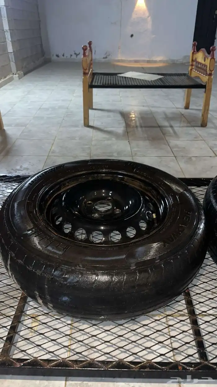 جنطين مقاس 15 اصليه مع كفرات 0