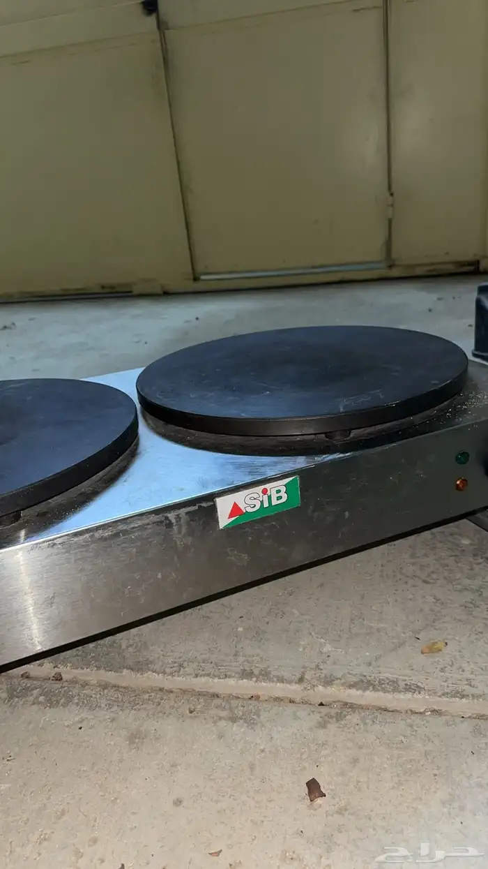 للبيع ادوات مطعم وعصاير 0