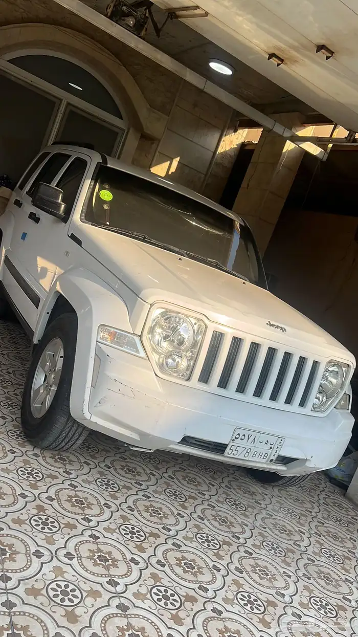 جيب شروكي 2012 0