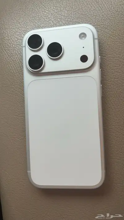 ايفون 17 و 256 استخدام سبوع 0