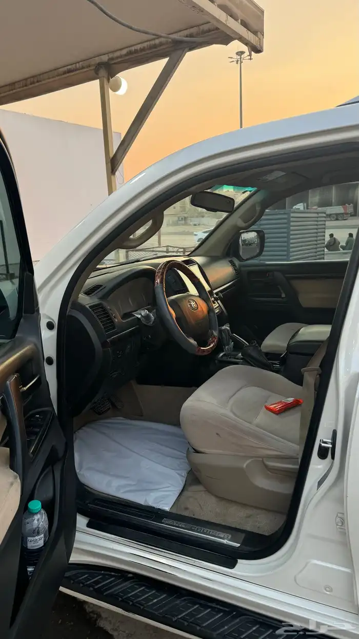 جيب جكسار مديل 2008 10