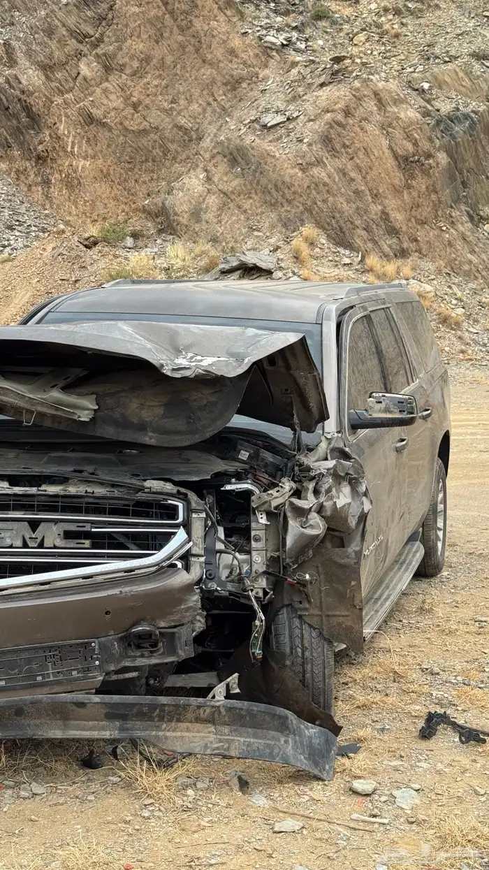 للبيع جمس يوكن xl 2015 مصدوم 0