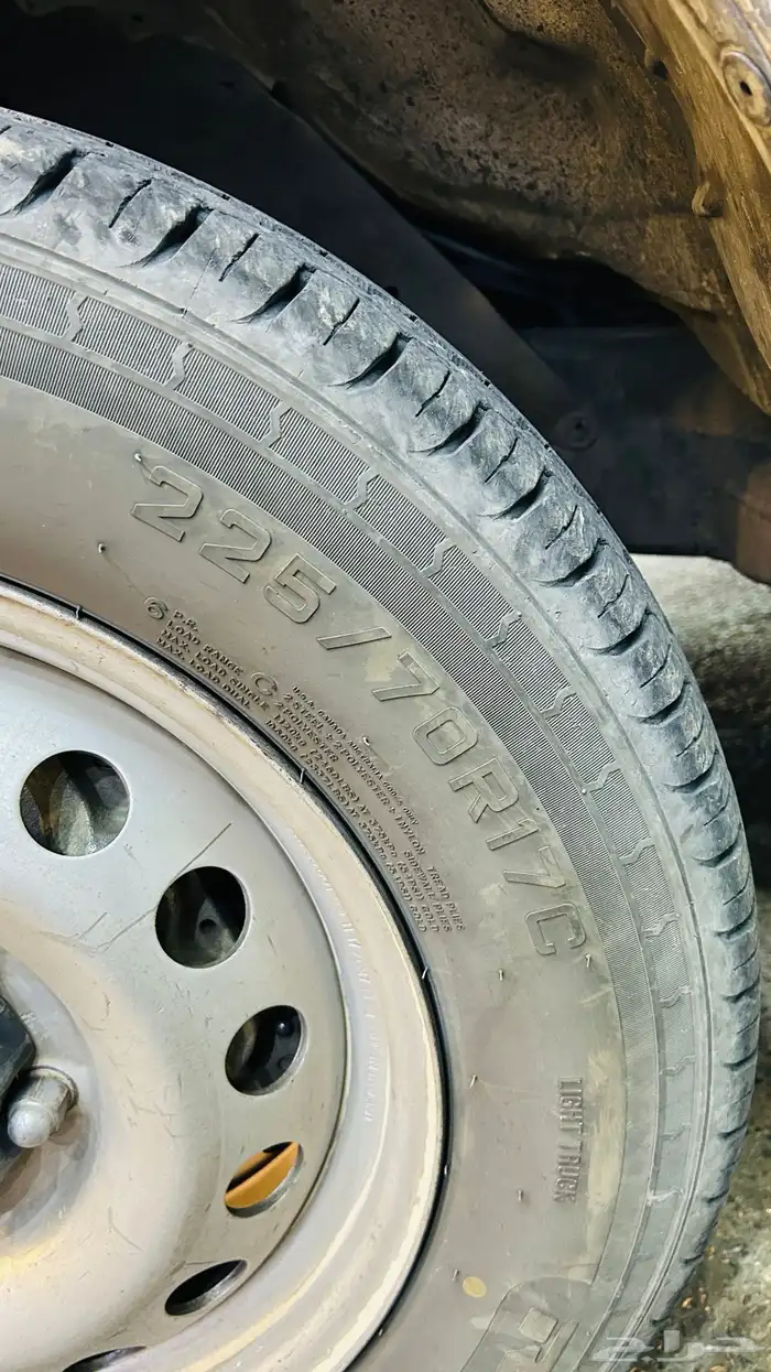 كفوات هايلوكس مقاس وكاله 225 70 17 3