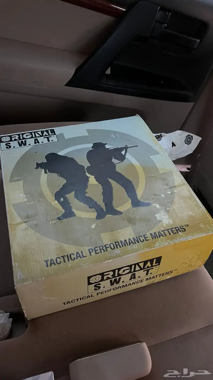 للبيع بسطار عسكري 3