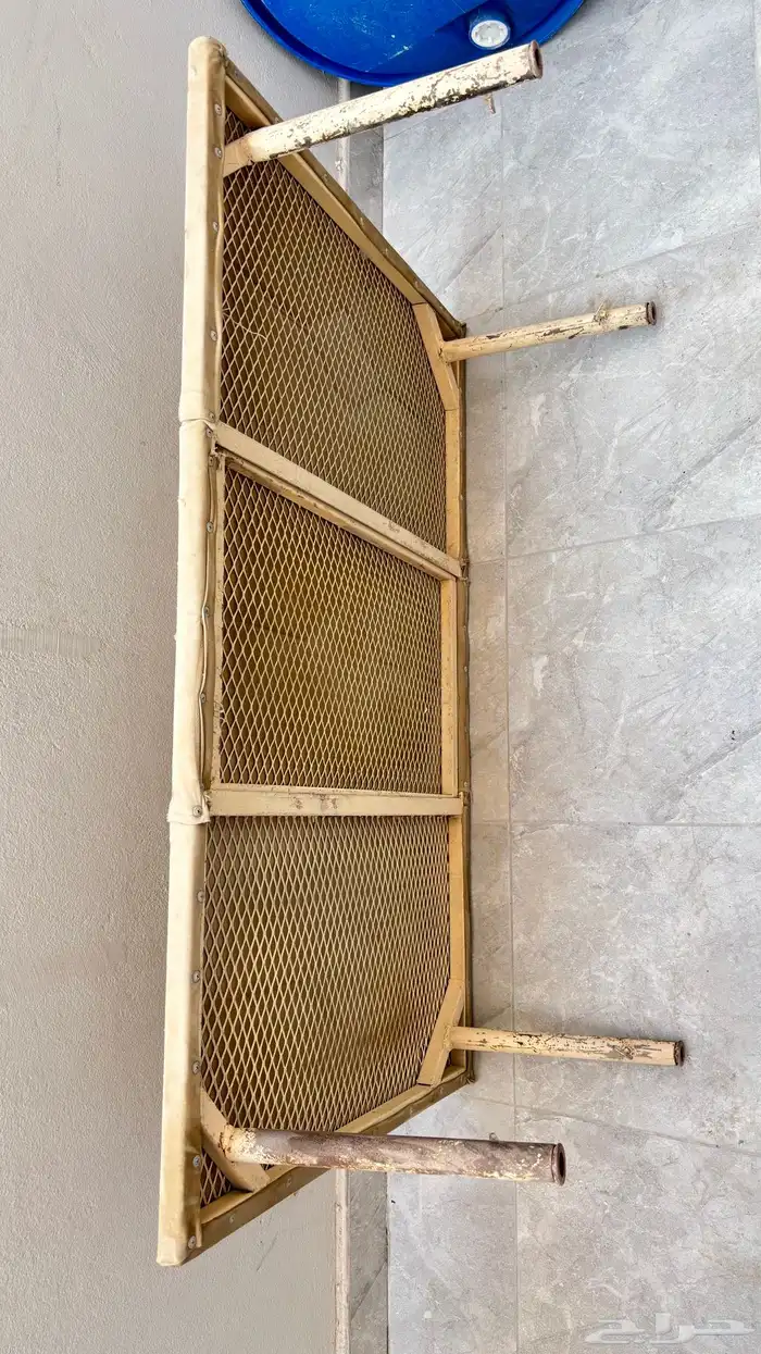 طبق خلفي نيسان فتك صالون 1