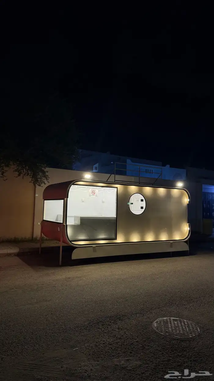 فودترك للبيع 5متر في 2.5 3