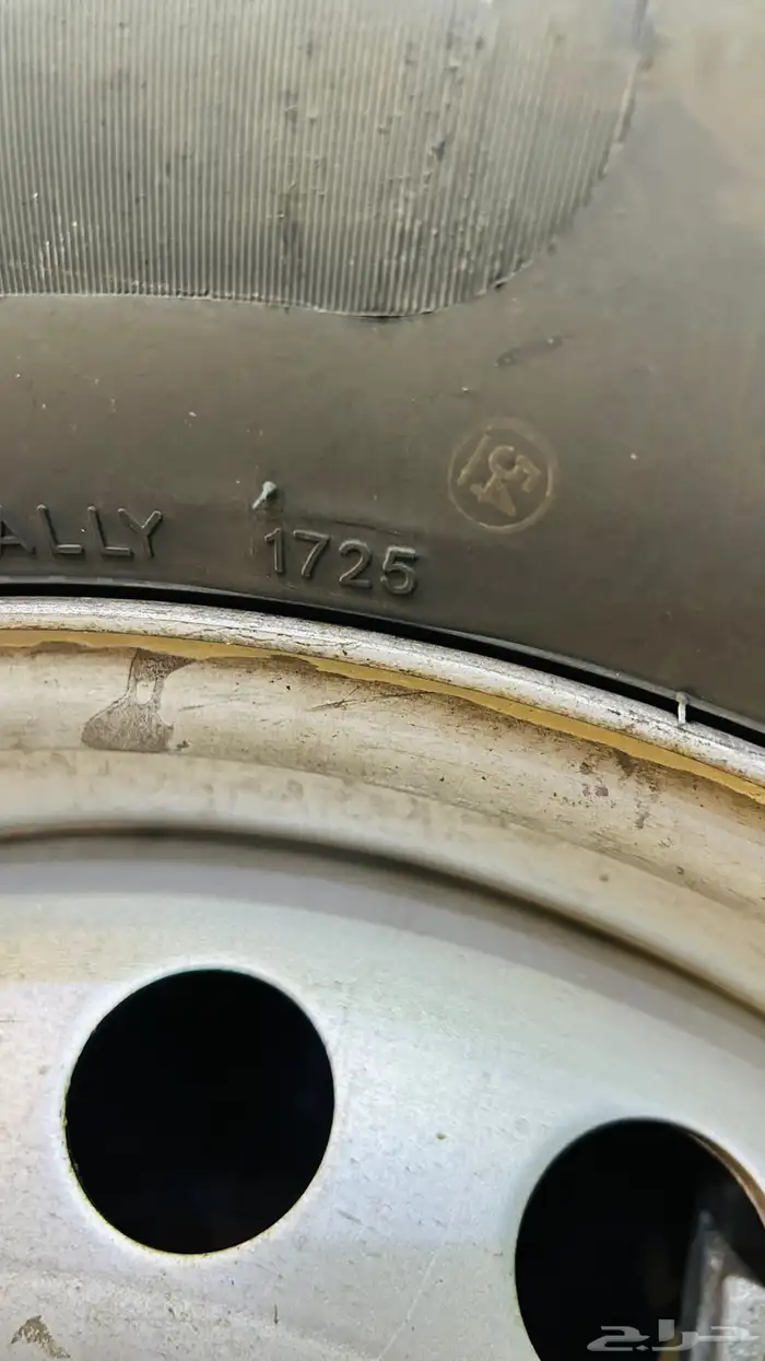 كفوات هايلوكس مقاس وكاله 225 70 17 5