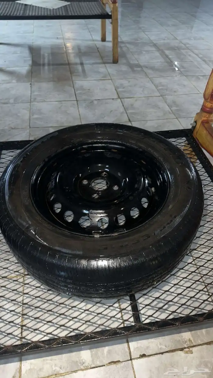 جنطين مقاس 15 اصليه مع كفرات 1