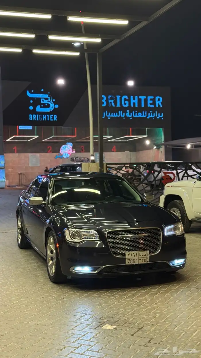 كرايسلر 2018 V8 0